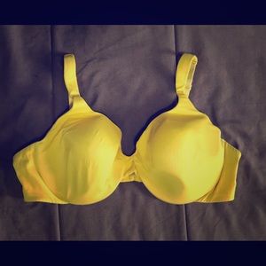 Victoria Secret Yellow Size 40C Bra